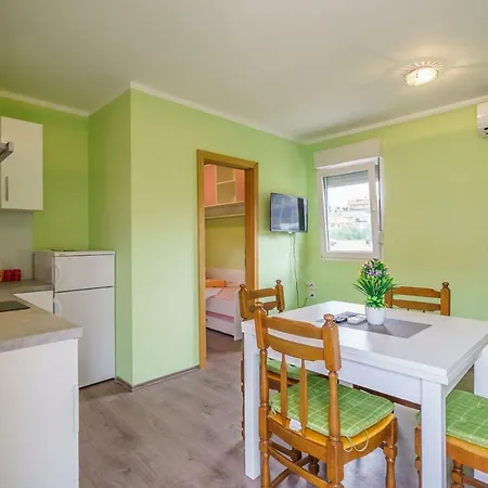 Guest house Stobrec