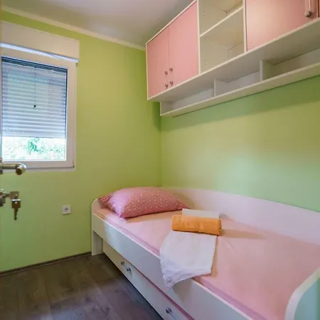 Guest house Stobrec